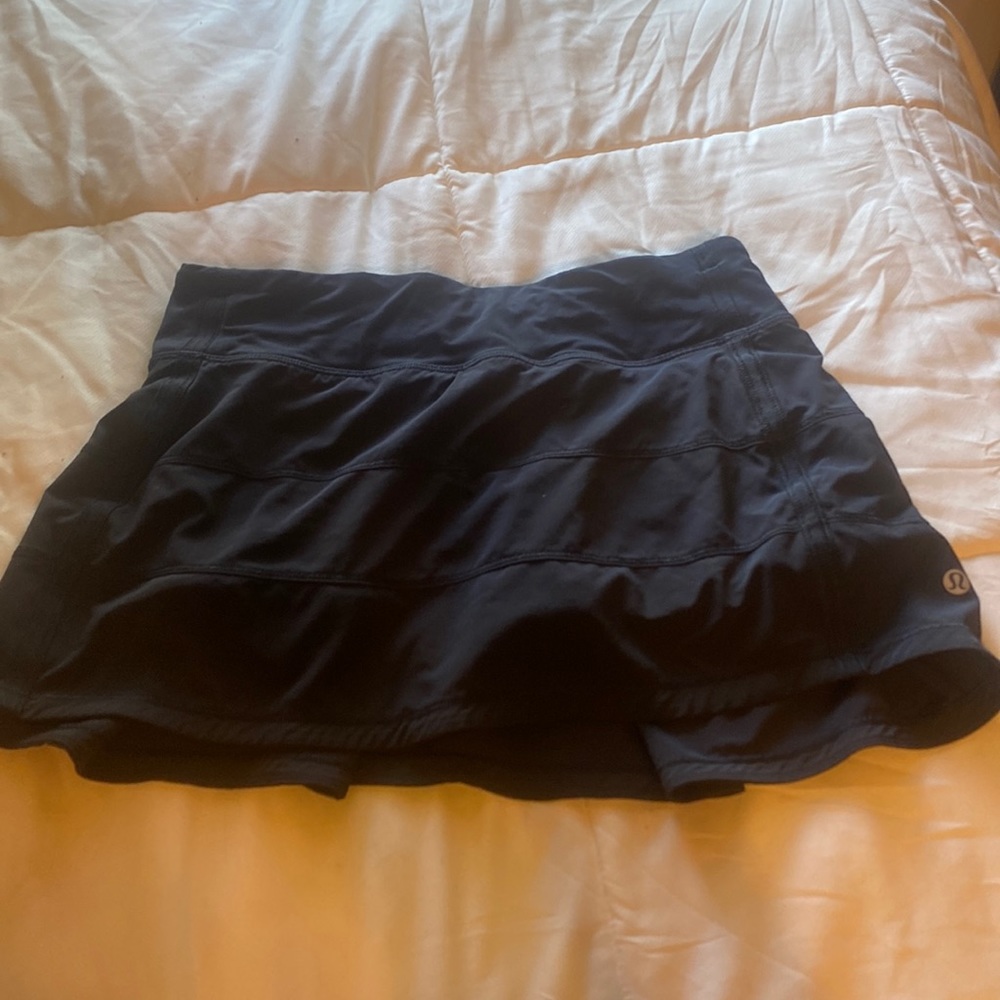 Lulu lemon Black Skirt